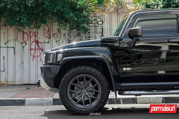 Фото дисков Vossen HF6-4 Сатиновый графит на Hummer H3
