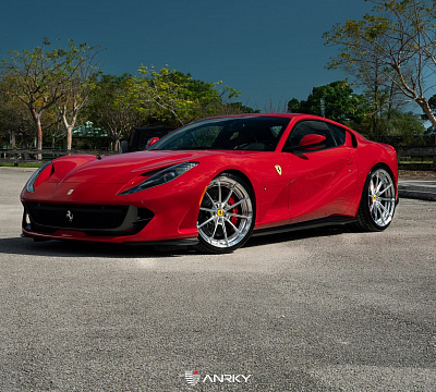 Фото дисков Anrky AN28 на Ferrari 812