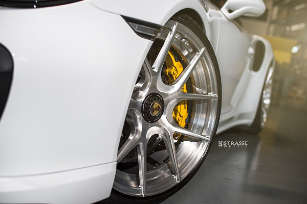Фото дисков Strasse Wheels SM5R Deep Concave Duoblock Глянцевый лак на Porsche 911 VII