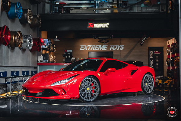 Фото дисков Vossen S17-01 Матовый графит на Ferrari F8