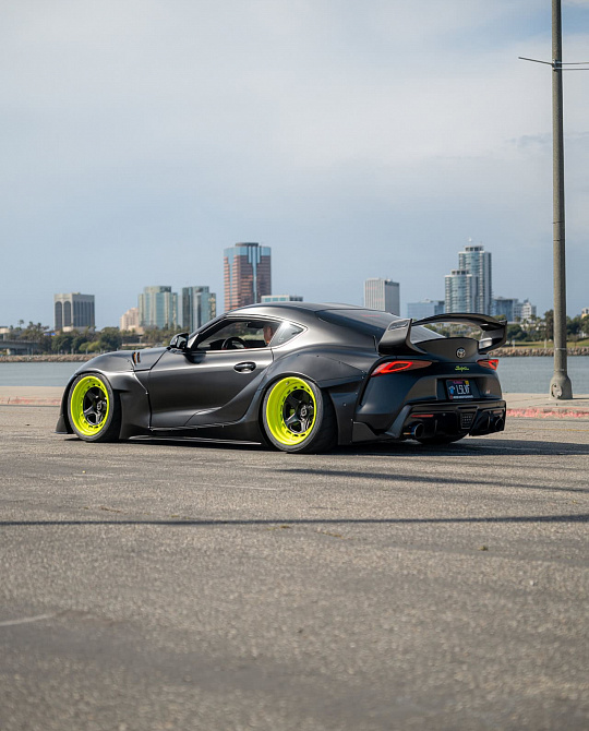 Фото дисков TR05 AERO1 Другой цвет на Toyota Supra A90