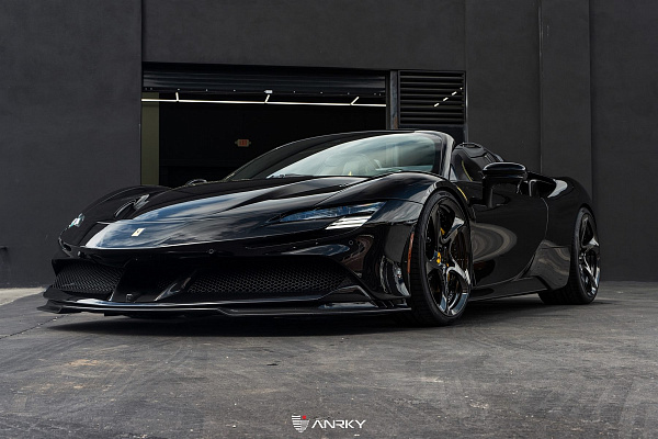 Фото дисков Anrky XR-205 Глянцевый темный лак на Ferrari SF90