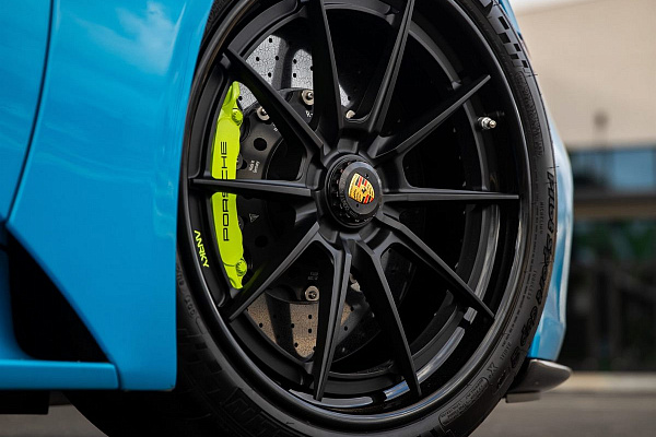 Фото дисков Anrky AN38 Черный сатин на Porsche 918 Spyder