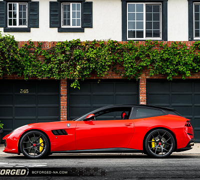 Фото дисков BC Forged KL01 на Ferrari GTC4Lusso