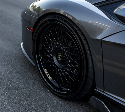 Фото дисков HRE 501 на Lamborghini Aventador