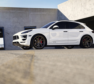 Фото дисков Vossen HF-5 на Porsche Macan I