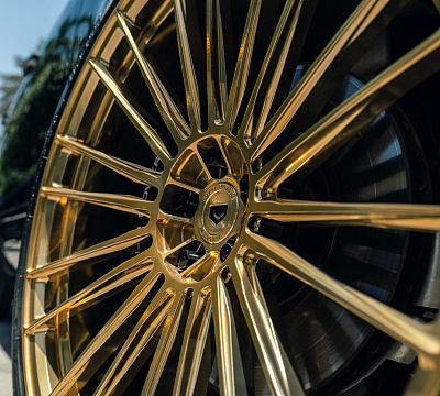 Фото дисков Vossen S17-04 на Land Rover Range Rover IV