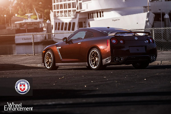 Фото дисков HRE S101 Сатиновая бронза на Nissan GT-R
