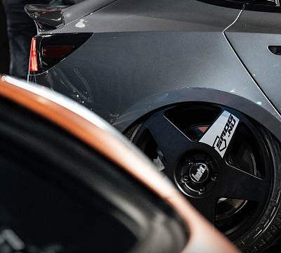 Фото дисков Bola B10 на Tesla Model 3