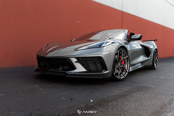 Фото дисков Anrky S2-X4 Глянцевый темный лак на Chevrolet Corvette C8