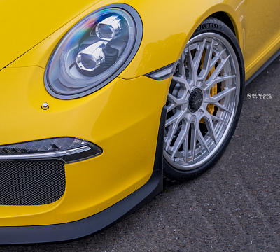 Фото дисков Strasse Wheels SV10M Deep Concave FS на Porsche 911 VII