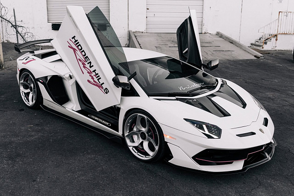 HHR Lamborghini Aventador SVJ