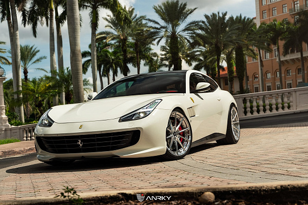 Фото дисков Anrky AN28 Полированный лак на Ferrari GTC4Lusso