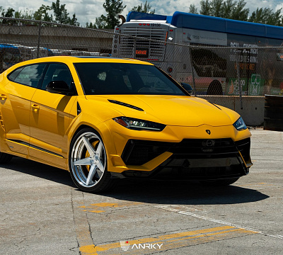 Фото дисков Anrky RS5.3 на Lamborghini Urus