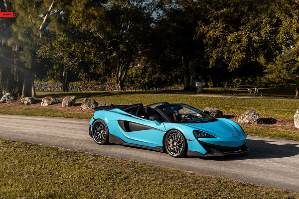 Фото дисков Anrky RS1 Черный сатин на McLaren 600