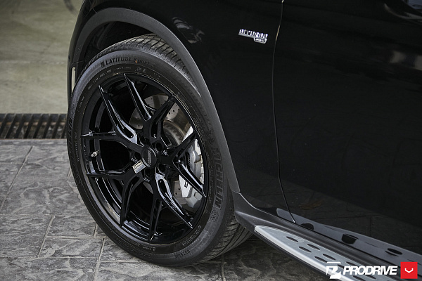 Фото дисков Vossen HF-5 Черный глянец на Mercedes-Benz GLC (X253, C253)