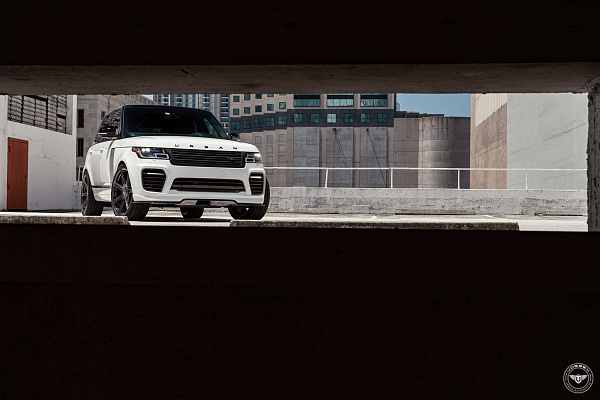 Фото дисков Vossen S17-11 Глянцевый темный лак на Range Rover V