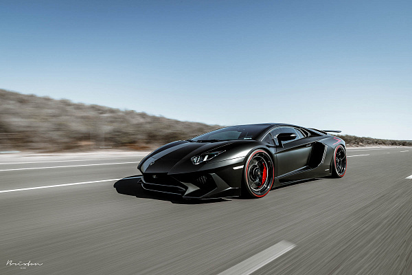 Фото дисков Brixton Forged PF5 Черный глянец на Lamborghini Aventador