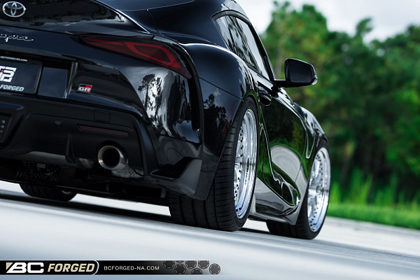 Фото дисков BC Forged LE81 // MLE81 Глянцевый лак на Toyota Supra A90