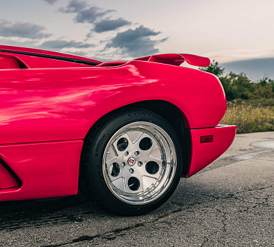 Фото дисков HRE 505 на Lamborghini Diablo