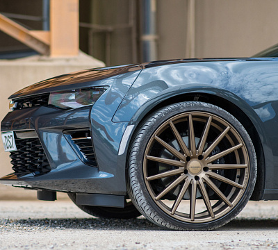 Фото дисков Vossen VFS-2 на Chevrolet Camaro V
