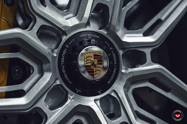 Фото дисков Vossen EVO-1R Глянцевый лак на Porsche 911 VIII