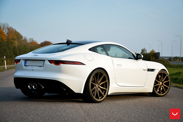 Фото дисков Vossen HF-3 Сатиновая бронза на Jaguar F-Type