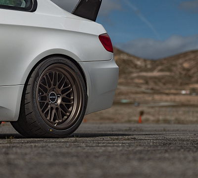 Фото дисков Motegi Racing MF417 Millennium на BMW 3/M3 (E90)