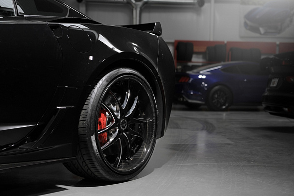 Фото дисков Savini SV40 Другой цвет на Chevrolet Corvette C7