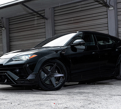 Фото дисков Anrky RS5.3 на Lamborghini Urus