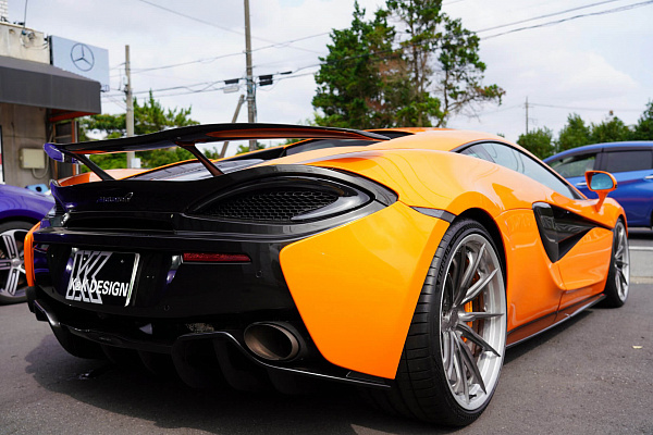 Фото дисков HRE S104SC Глянцевый темный лак на McLaren 570S