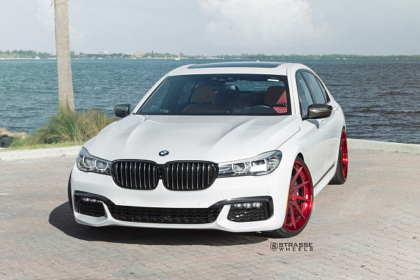 Фото дисков Strasse Wheels SV10T Deep Concave FS Другой цвет на BMW 7 (G11/G12)