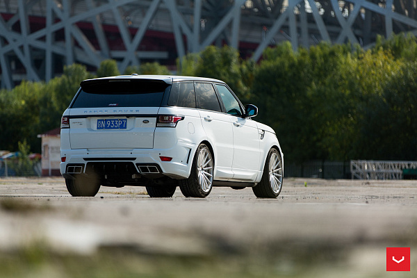 Фото дисков Vossen VFS-2 Серебро на Land Rover Range Rover Sport II