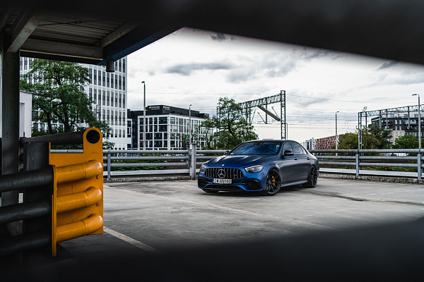 Фото дисков Brixton Forged R11-R Черный глянец на Mercedes-Benz E-Class (W213, S213, C238)