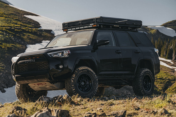 Фото дисков Black Rhino MONDO Черный сатин на Toyota 4Runner V
