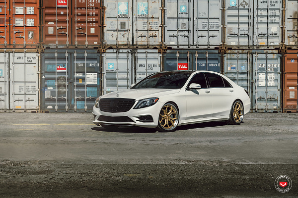 Mercedes-Benz S-Class W222