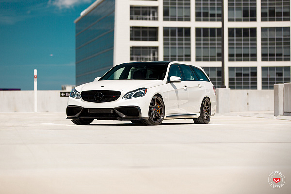 Фото дисков Vossen ML-X1 Глянцевый темный лак на Mercedes-Benz E-Class (W212, S212, C207)
