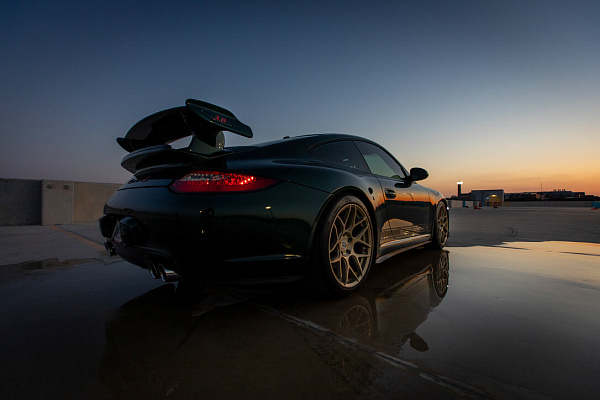 Фото дисков HRE FF01 Сатиновое золото на Porsche 911 VI