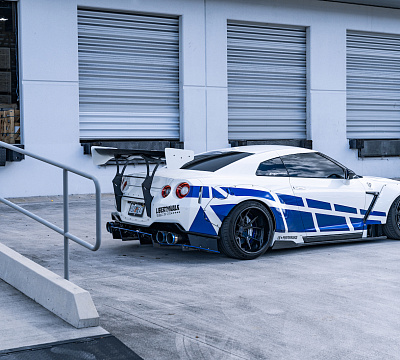 Фото дисков Strasse Wheels SM5R Deep Concave FS на Nissan GT-R