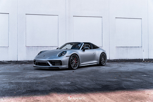 Фото дисков Anrky AN10 Глянцевый лак на Porsche 911 VIII