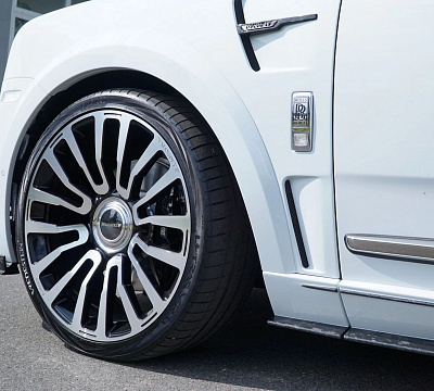 Фото дисков Mansory Y.8 на Rolls-Royce Cullinan