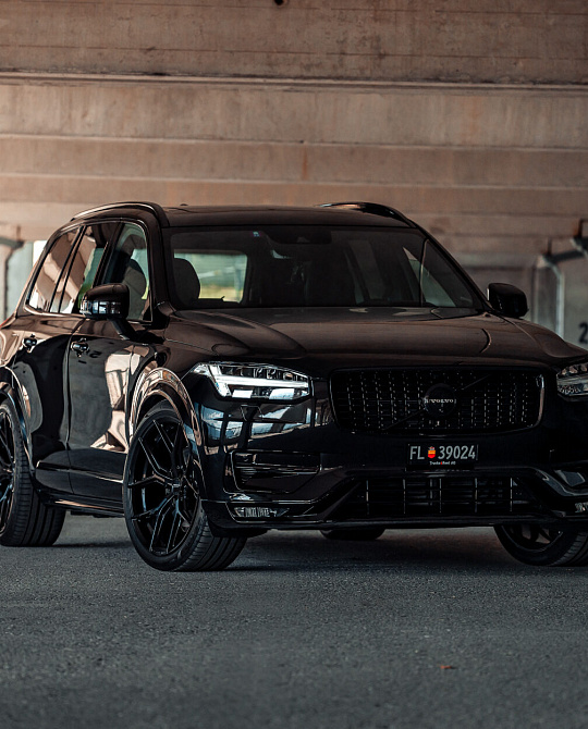 Фото дисков HF-5 Черный глянец на Volvo XC90 II