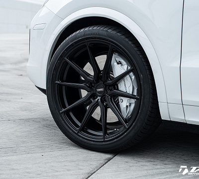 Фото дисков Vossen HF-3 на Porsche Cayenne III
