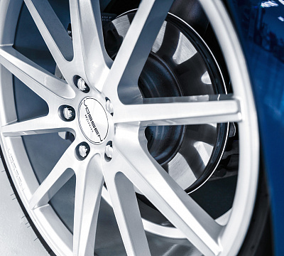 Фото дисков Vossen VFS-1 на Tesla Model 3