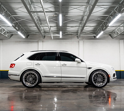 Фото дисков Anrky AN39 на Bentley Bentayga
