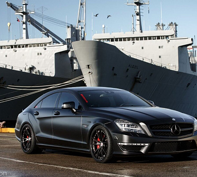 Фото дисков HRE S104 на Mercedes-Benz CLS (C218)