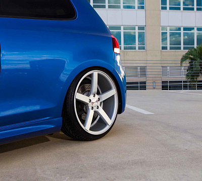 Фото дисков Vossen CV3 на Volkswagen Golf VII