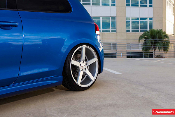 Фото дисков Vossen CV3 Серебро на Volkswagen Golf VII