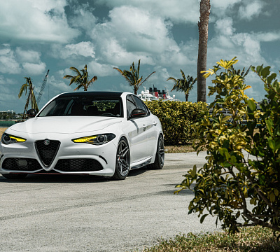 Фото дисков Vossen M-X1 на Alfa Romeo Giulia II (952)