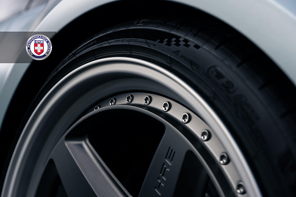 Фото дисков HRE 517 Сатиновый темный лак на Porsche 911 VIII